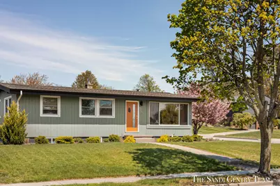 529 Arlington Avenue, Grand Haven, MI 49417 - Photo 3
