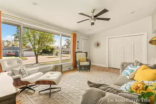 529 Arlington Ave, Grand Haven, MI 49417 - Photo 15