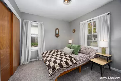 884 Hollywood Street NE, Grand Rapids, MI 49505 - Photo 15