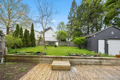 884 Hollywood Street NE, Grand Rapids, MI 49505 - Photo 25