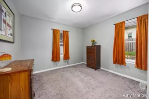 884 Hollywood St NE, Grand Rapids, MI 49505 - Photo 17