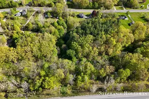 2914 River Hill Dr NW, Grand Rapids, MI 49534 - Photo 35