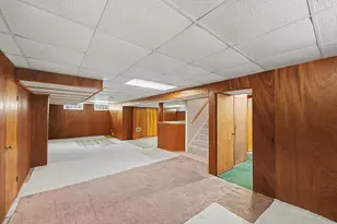28429 Cleveland, Livonia, MI 48150 - Photo 23