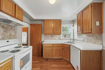 28429 Cleveland, Livonia, MI 48150 - Photo 11