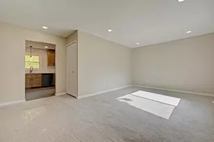 3636 Alida Ave, Rochester Hills, MI 48309 - Photo 3