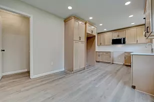 3636 Alida Ave, Rochester Hills, MI 48309 - Photo 11