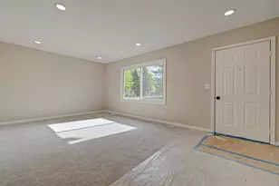3636 Alida Ave, Rochester Hills, MI 48309 - Photo 5