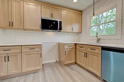 3636 Alida Avenue, Rochester Hills, MI 48309 - Photo 9