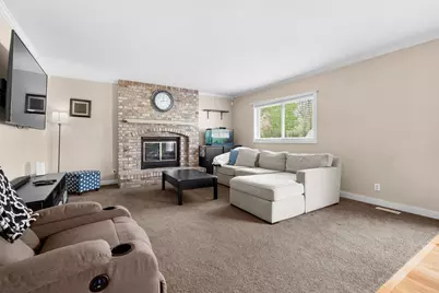 4218 Courtney Street, Saint Joseph, MI 49085 - Photo 3