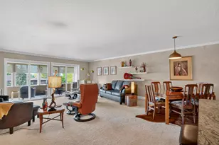251 W Columbia Ave, Battle Creek, MI 49015 - Photo 11