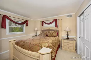 4726 Poinsettia Ave SE, Grand Rapids, MI 49508 - Photo 13