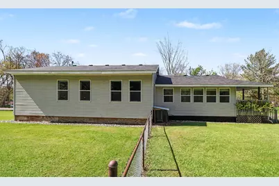 8653 Chain O Lakes Drive, Delton, MI 49046 - Photo 23