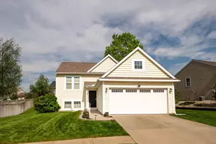 10121 Castle Creek Cir, Galesburg, MI 49053 - Photo 35