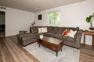 10121 Castle Creek Cir, Galesburg, MI 49053 - Photo 23