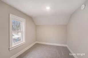 883 Emerson Ave, Muskegon, MI 49442 - Photo 17