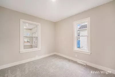 883 Emerson Avenue, Muskegon, MI 49442 - Photo 11