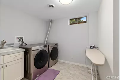 2436 E Collier Avenue SE #7, Grand Rapids, MI 49546 - Photo 17