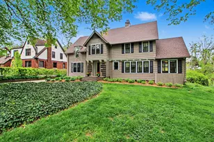 2105 Devonshire Rd, Ann Arbor, MI 48104 - Photo 3