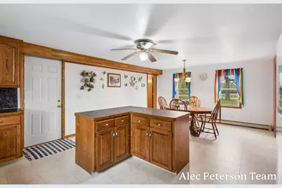 15727 40th Avenue, Coopersville, MI 49404 - Photo 35