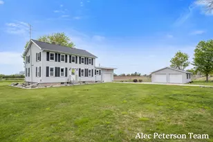 15727 40th Ave, Coopersville, MI 49404 - Photo 3