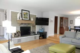 318 N Emily St, Ludington, MI 49431 - Photo 11