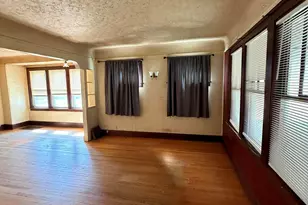 35068 Ellen St, Clinton Twp, MI 48035 - Photo 9