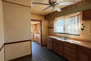 35068 Ellen St, Clinton Twp, MI 48035 - Photo 11