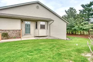 1037 Country Gardens NW, Grand Rapids, MI 49534 - Photo 23