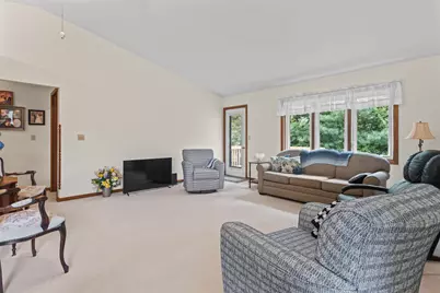 1037 Country Garden Gardens NW, Grand Rapids, MI 49534 - Photo 9