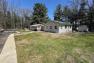 3105 N Evergreen Dr, White Cloud, MI 49349 - Photo 1