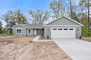 12165 Pine Meadows Dr, Wayland, MI 49348 - Photo 3