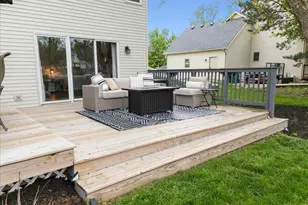 1384 Baywood Cir, Brighton, MI 48116 - Photo 13