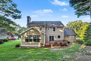 205 Woodlark Ct, Holland, MI 49424 - Photo 37