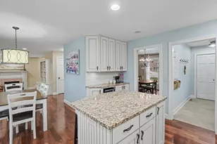 205 Woodlark Ct, Holland, MI 49424 - Photo 9