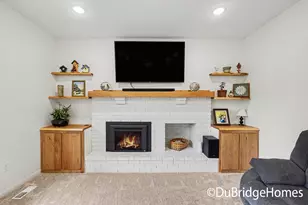 4974 Cedar Ridge Dr NE, Grand Rapids, MI 49525 - Photo 17