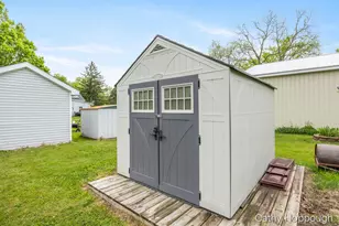 153 Baldwin St, Lyons, MI 48851 - Photo 27
