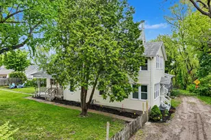 512 Marsh St, Saint Joseph, MI 49085 - Photo 35