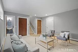 124 Loch Lomond Ave NE, Grand Rapids, MI 49546 - Photo 23