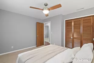 124 Loch Lomond Ave NE, Grand Rapids, MI 49546 - Photo 15