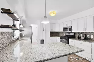 1742 Boston St SE, Grand Rapids, MI 49506 - Photo 9