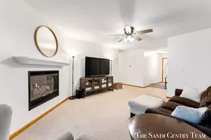 2240 Monica Ln, Muskegon, MI 49442 - Photo 15