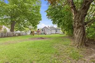 52 W Chicago St, Quincy, MI 49082 - Photo 5