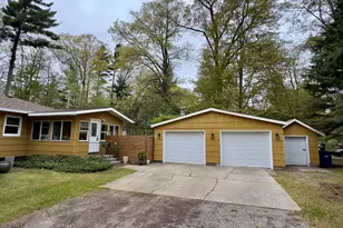 19105 Glendale Cir, Spring Lake, MI 49456 - Photo 33