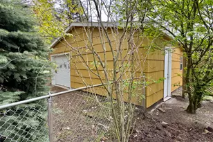 19105 Glendale Cir, Spring Lake, MI 49456 - Photo 23