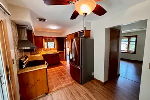 19105 Glendale Cir, Spring Lake, MI 49456 - Photo 3