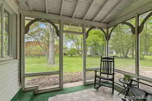 131 3rd St, Lakeview, MI 48850 - Photo 29