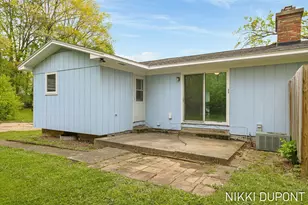 2417-2419 Edgewood Ave SE, Grand Rapids, MI 49546 - Photo 11
