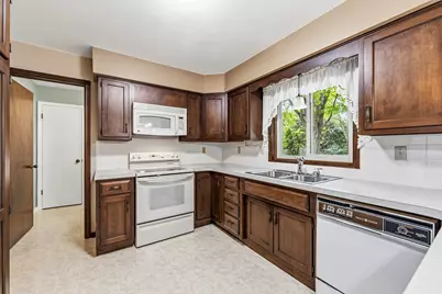7738 Andrea Lane, Portage, MI 49024 - Photo 5