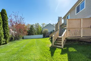 36520 Tom Brown Ct, Westland, MI 48185 - Photo 9