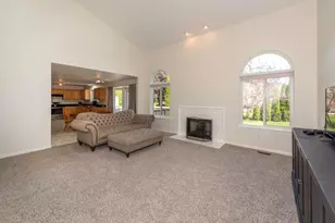 36520 Tom Brown Ct, Westland, MI 48185 - Photo 13
